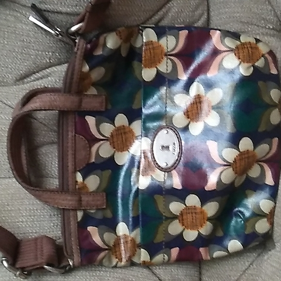 NWOT Fossil flower 🌼 purse in excellent shape - Picture 1 of 11